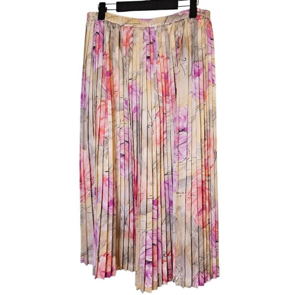 Da Rue of California skirt, pleated. pastel, Size 10.